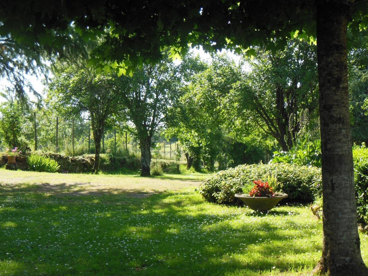 Hauts De Sentelines Sejour Authentique En Pleine Nature Gavaudun 外观 照片