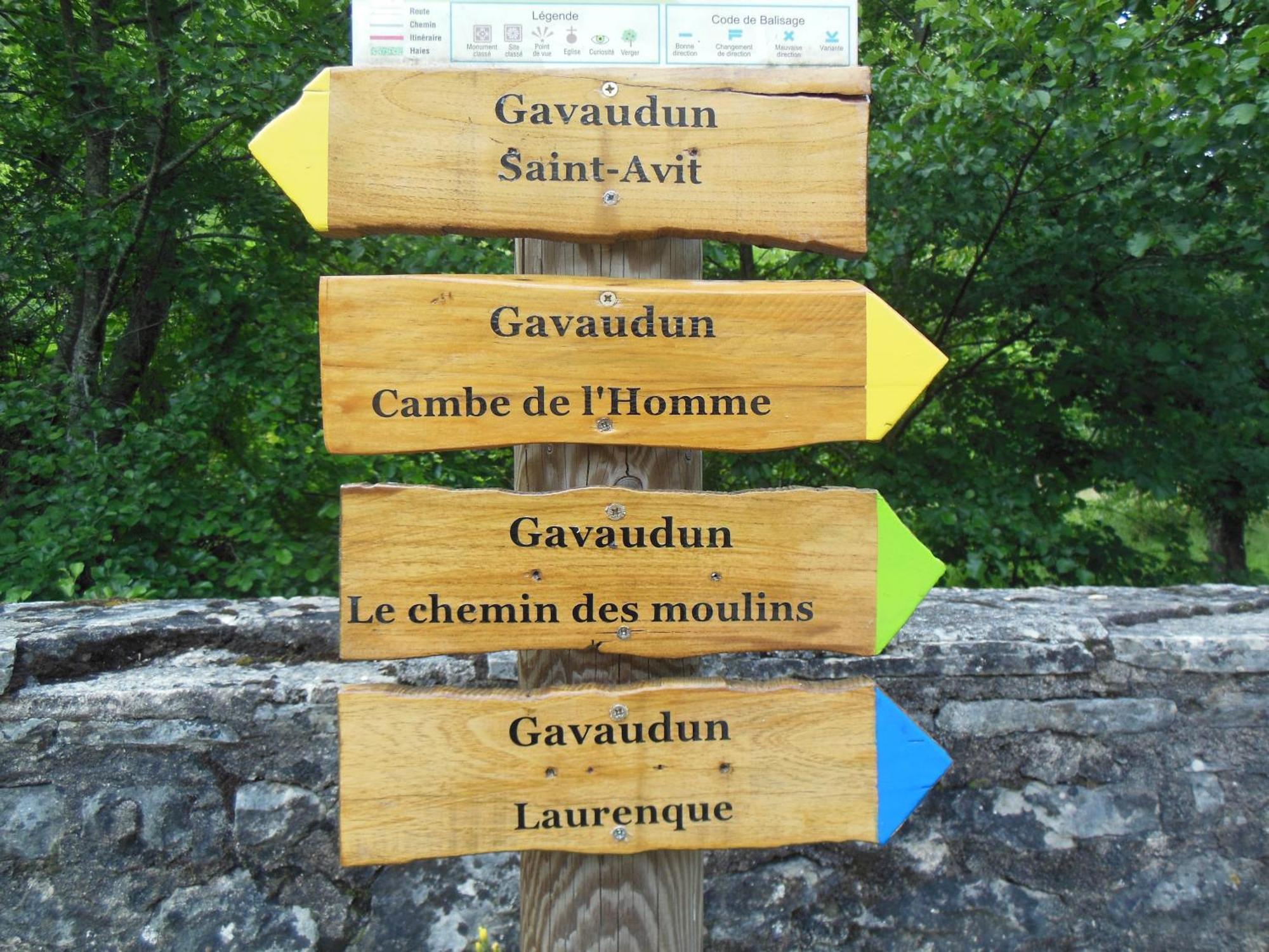 Hauts De Sentelines Sejour Authentique En Pleine Nature Gavaudun 外观 照片